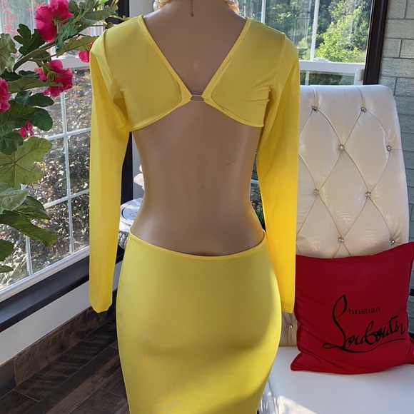 Club dress - Picture 3 of 4